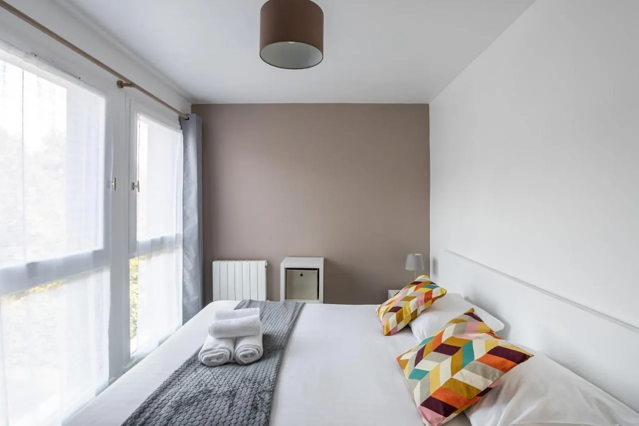 Coeur Courrouze - Appartement 2 Chambres Avec Parking Ρεν Διαμέρισμα