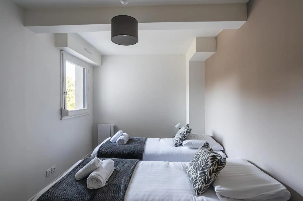 Διαμέρισμα Coeur Courrouze - Appartement 2 Chambres Avec Parking Ρεν Γαλλία
